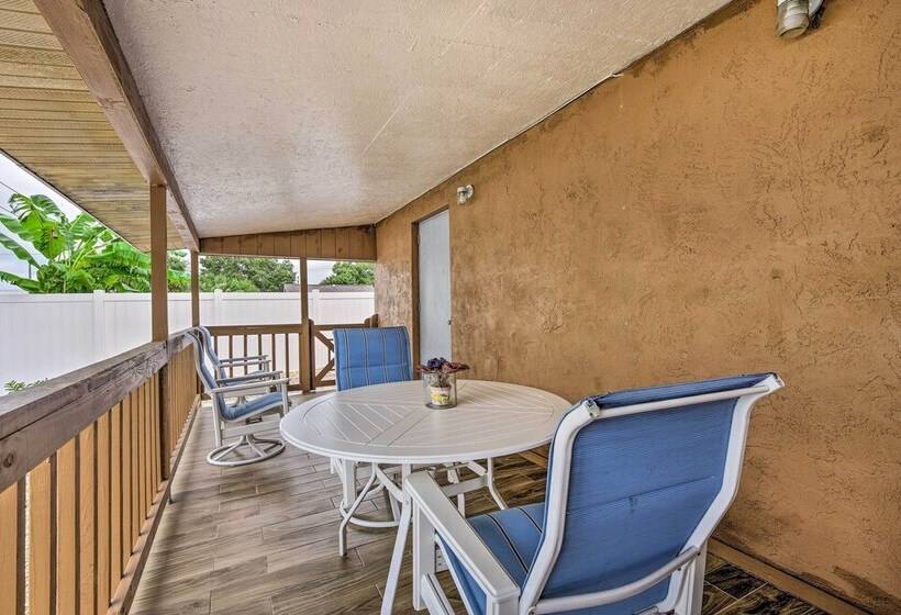 Spacious Bradenton Duplex, 10 Mi To Coquina Beach!