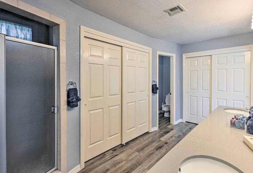 Bullhead City Home W/ Game Room!