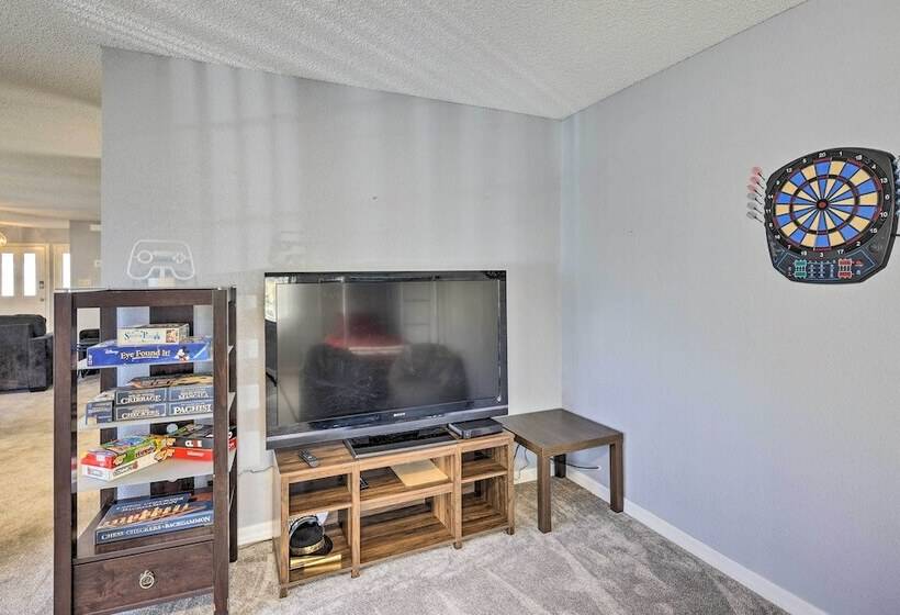 Bullhead City Home W/ Game Room!