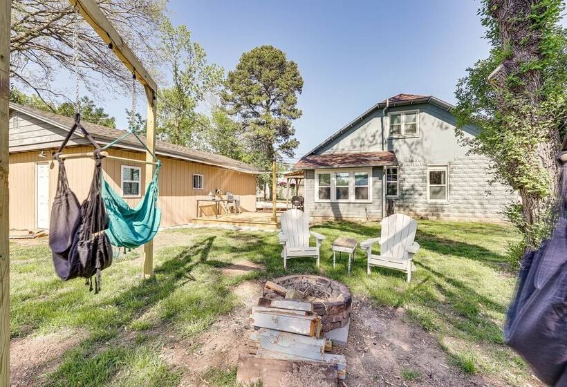 Cave Springs Home ~ 16 Mi To Razorback Stadium!