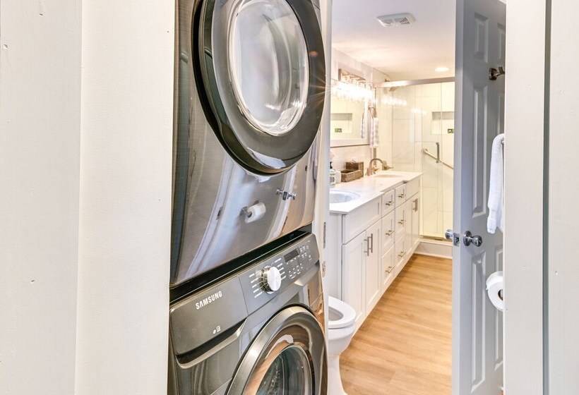 Chic Historic Myrtle Beach Cottage: Steps To Beach