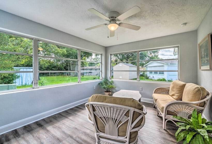 Contemporary Beverly Hills Gem W/ Sun Room!