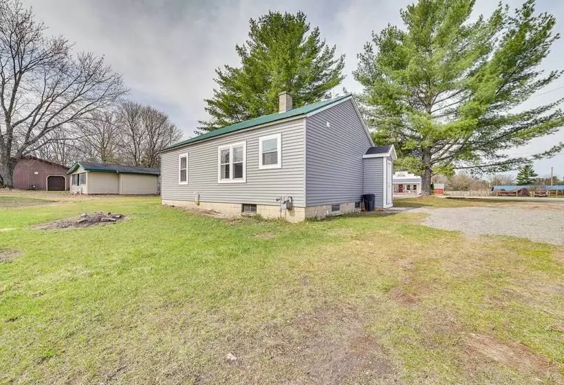 Cozy Lewiston Home   Near Lakes & Restaurants!