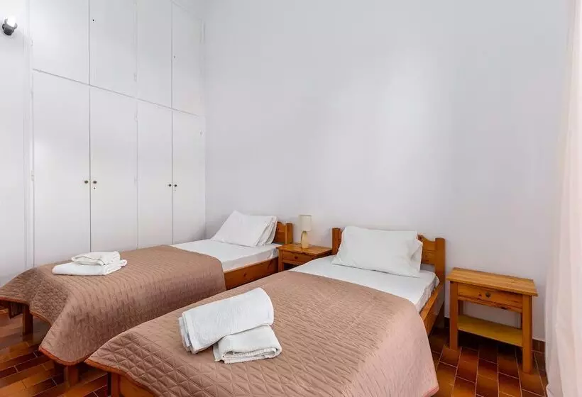 Dany Apartments By Estia