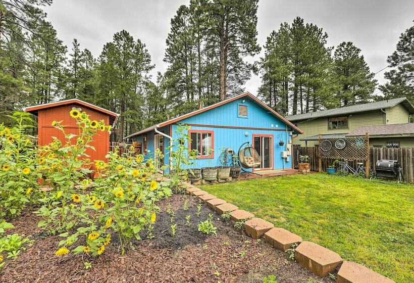Forested Flagstaff Getaway: Garden, Gas Grill