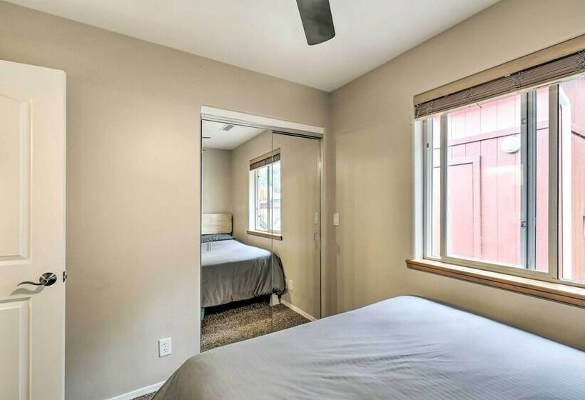 Forested Flagstaff Getaway: Garden, Gas Grill