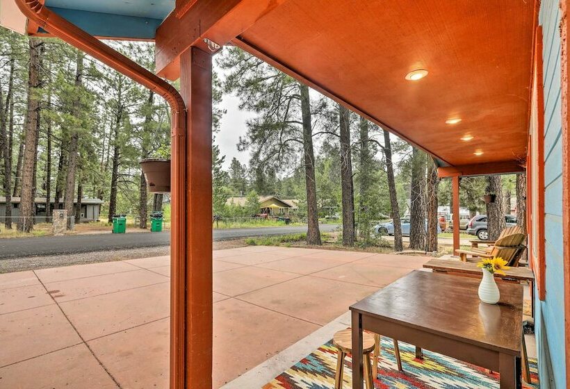 Forested Flagstaff Getaway: Garden, Gas Grill