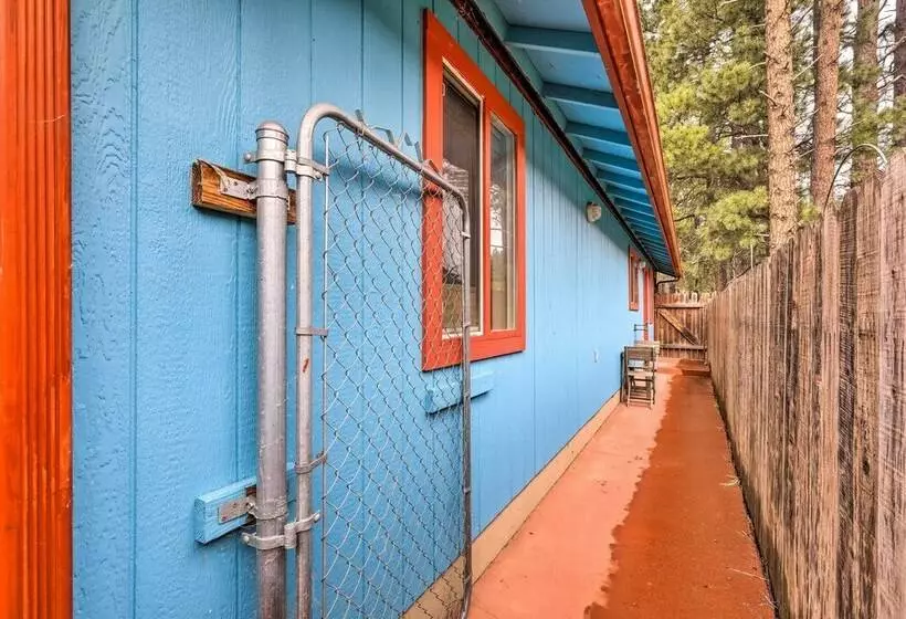 Forested Flagstaff Getaway: Garden, Gas Grill