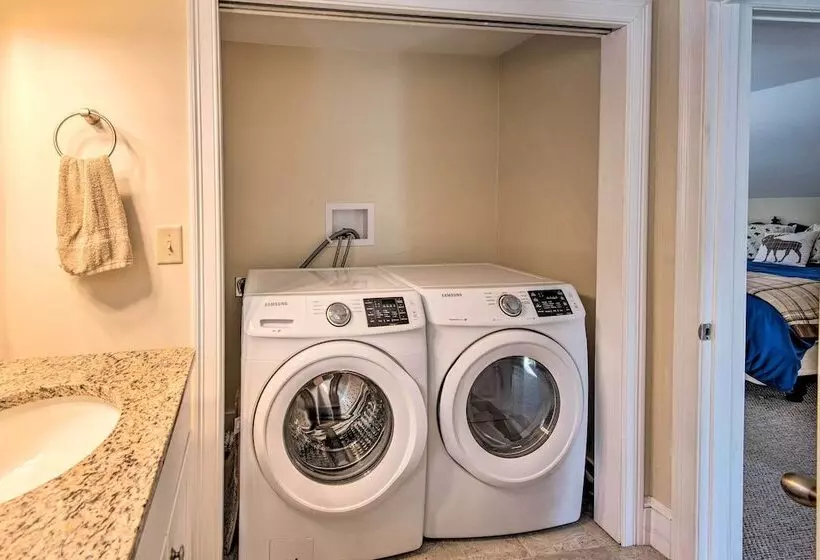 Gilford Home W/ Forest View, By Lake Winnepesaukee