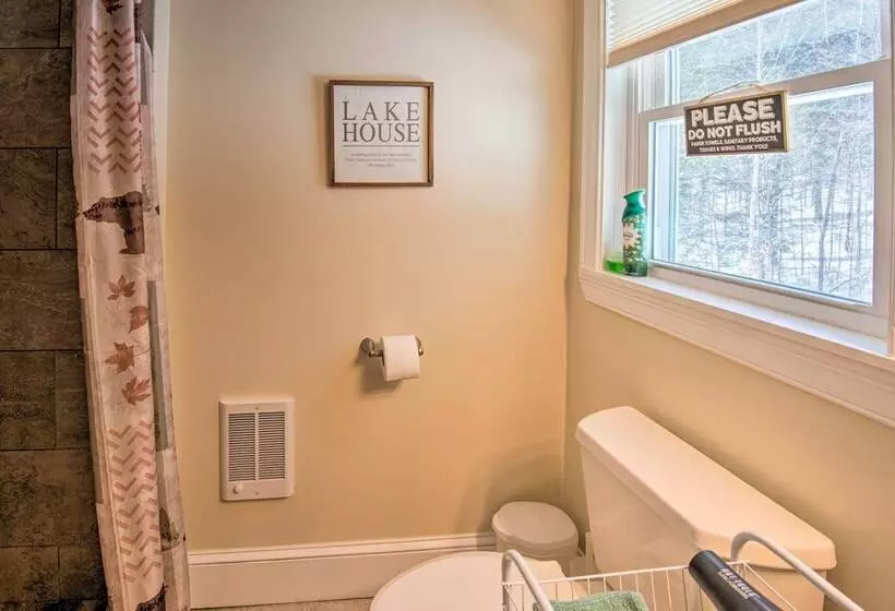 Gilford Home W/ Forest View, By Lake Winnepesaukee