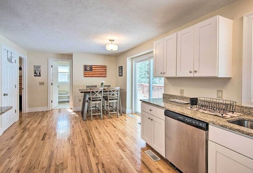 Gilford Home W/ Forest View, By Lake Winnepesaukee