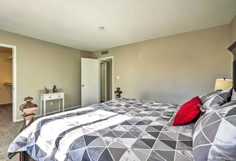 Glendale Home W/ Pool, 12 Mi To Downtown Phoenix
