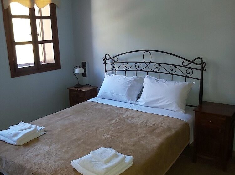 فندق Arxontiko Vogiarou