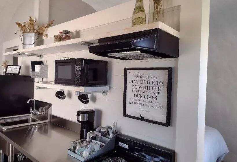 Hotelli Country Dome Suites