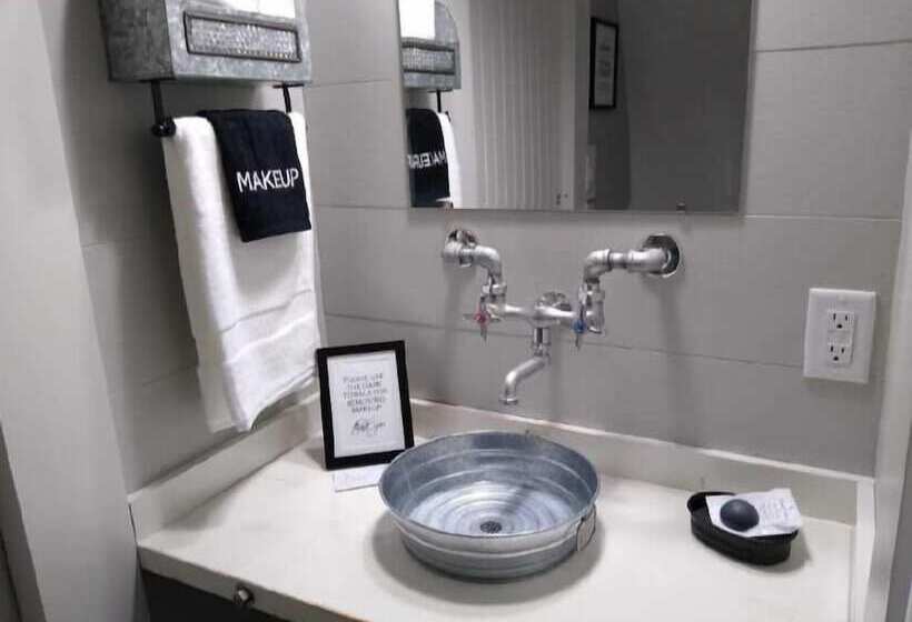 Отель Country Dome Suites