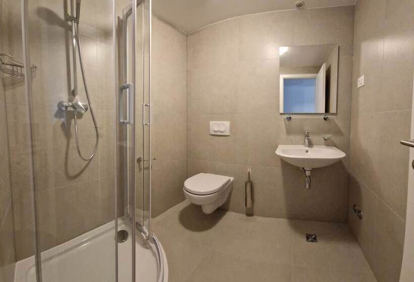 בית מלון כפרי Dubrovnik Skyline Apartments