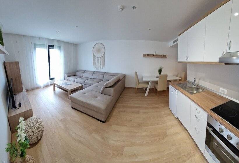 בית מלון כפרי Dubrovnik Skyline Apartments