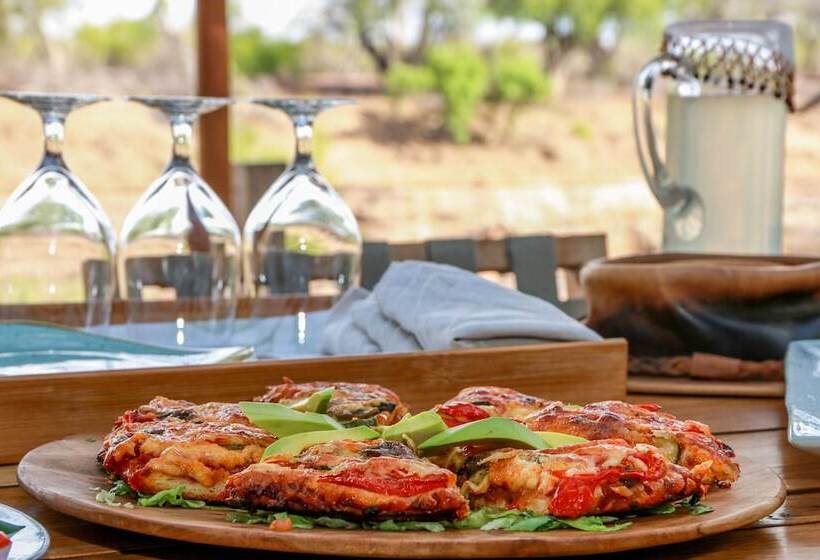 هتل Koro River Camp