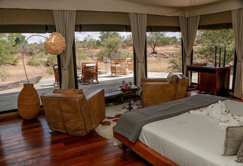 هتل Koro River Camp