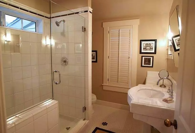 Hotelli Orchard Hill