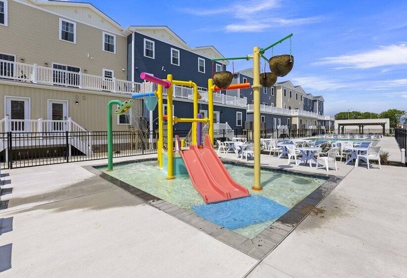 Отель Seaport Oasis