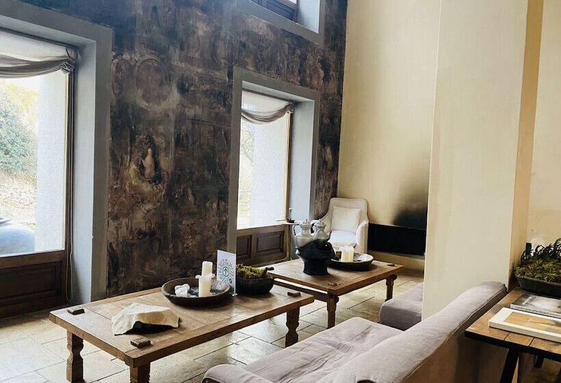 Sunyata Hotel. Deqin Meili