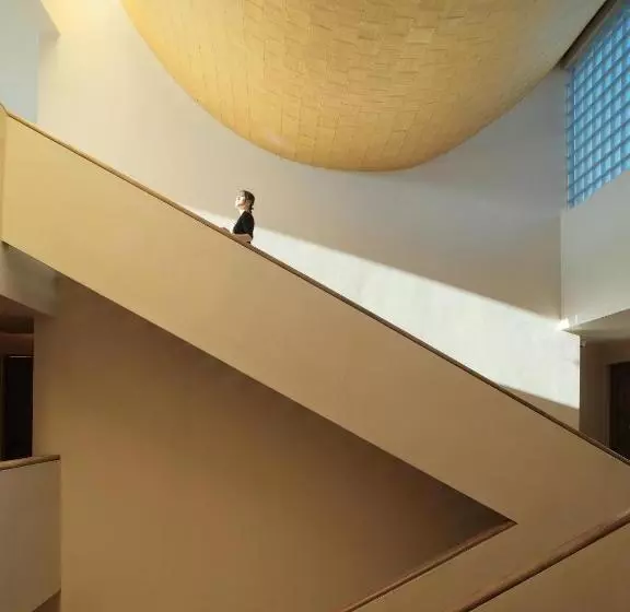 Sunyata Hotel. Deqin Meili