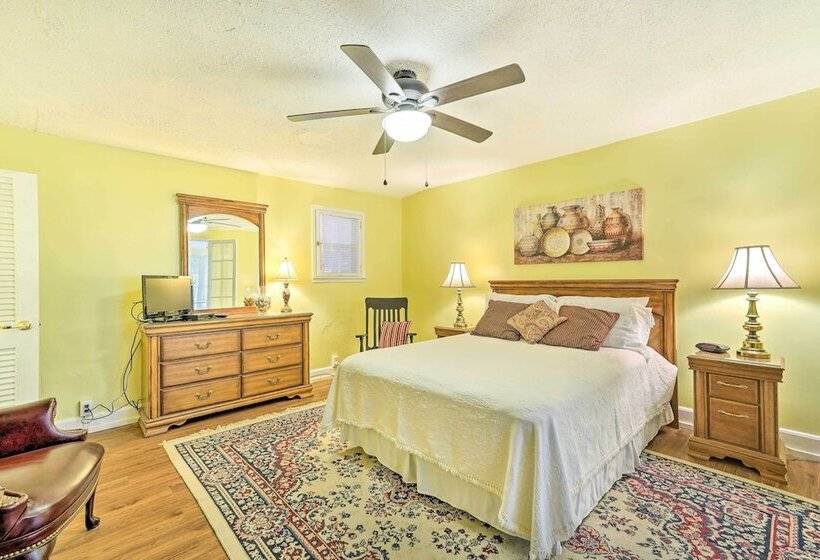 Johnson City Vacation Rental: 1 Block To Etsu