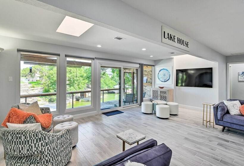 Luxury Granbury Home W/ Private Boat Dock!