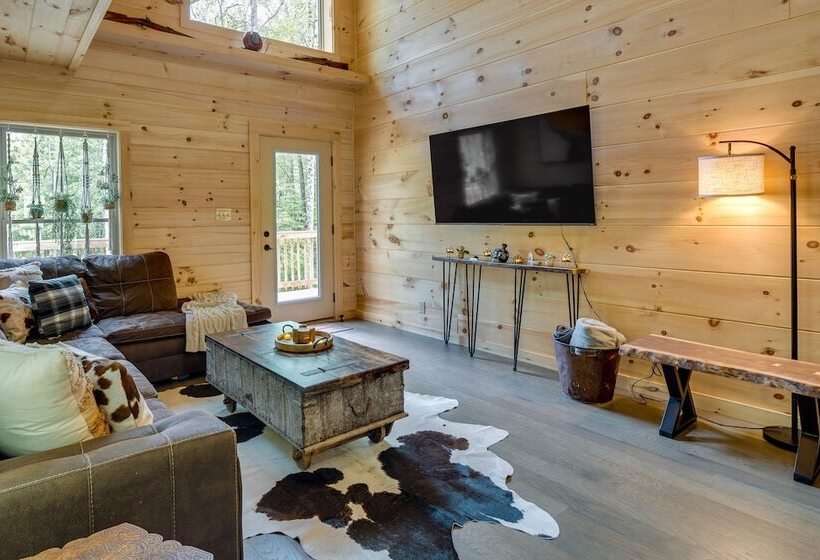 Serene Marshall Cabin W/ Deck & Fire Pit!