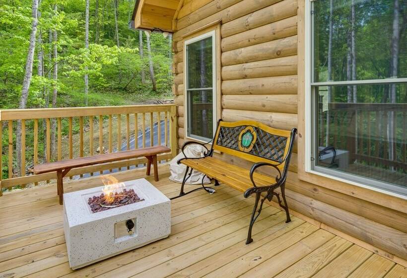 Serene Marshall Cabin W/ Deck & Fire Pit!