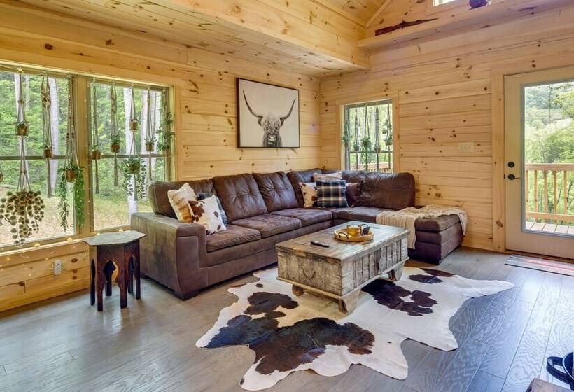 Serene Marshall Cabin W/ Deck & Fire Pit!