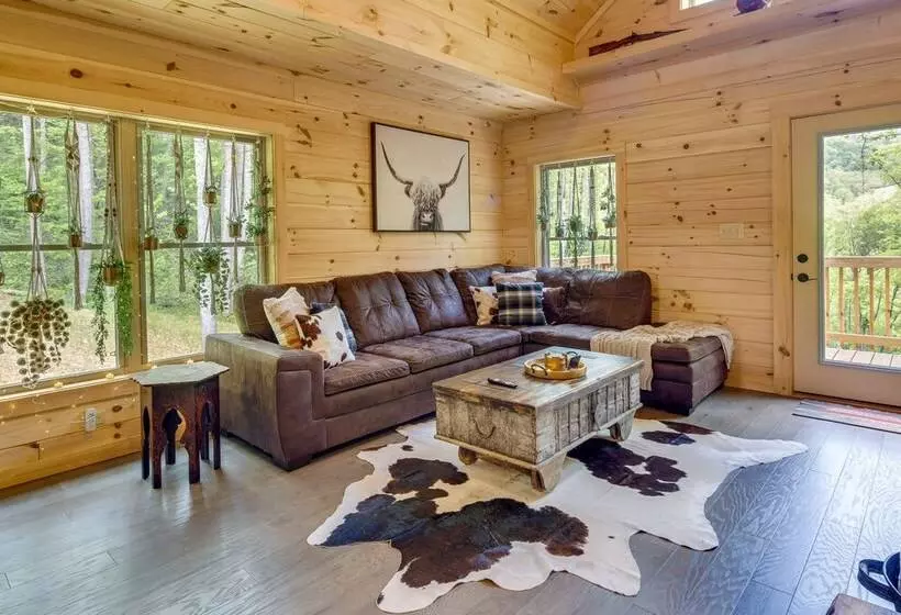 Serene Marshall Cabin W/ Deck & Fire Pit!