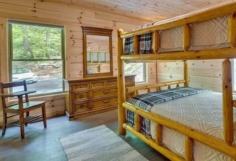 Serene Marshall Cabin W/ Deck & Fire Pit!