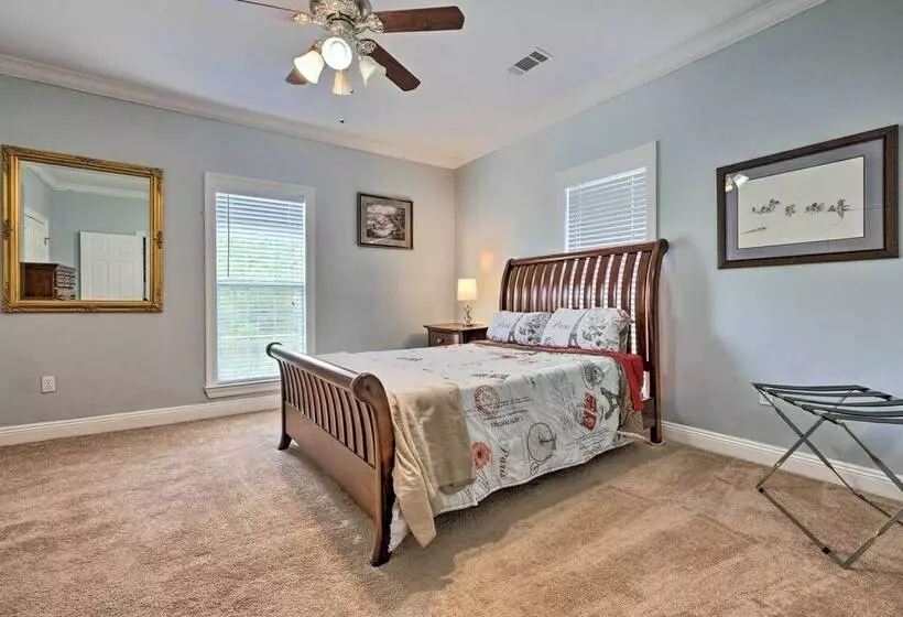 Pass Christian Home: Easy Access To Beaches!