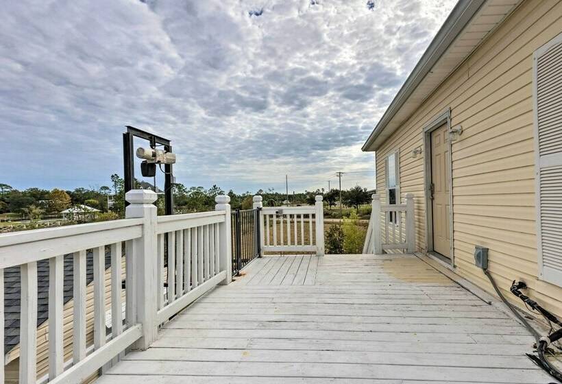 Pass Christian Home: Easy Access To Beaches!