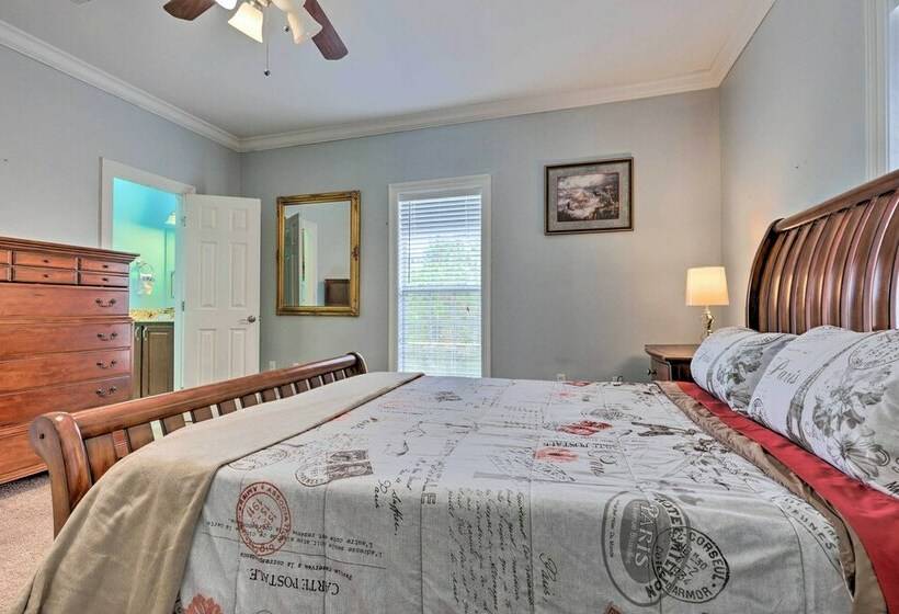 Pass Christian Home: Easy Access To Beaches!