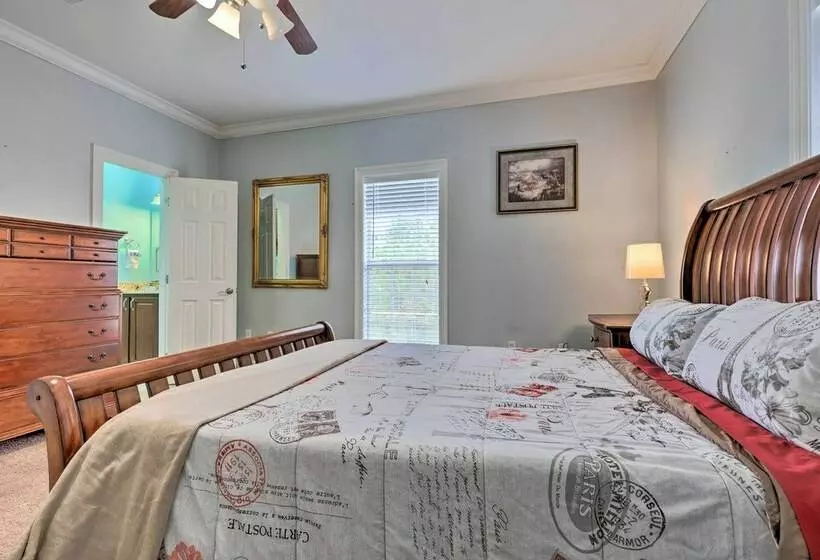 Pass Christian Home: Easy Access To Beaches!