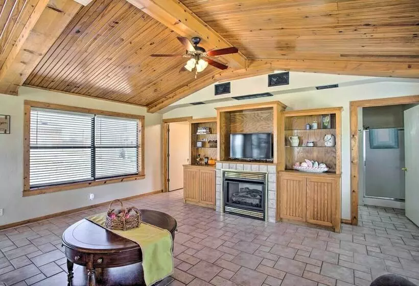 Pet Friendly Efficiency Cottage W/ Pool!