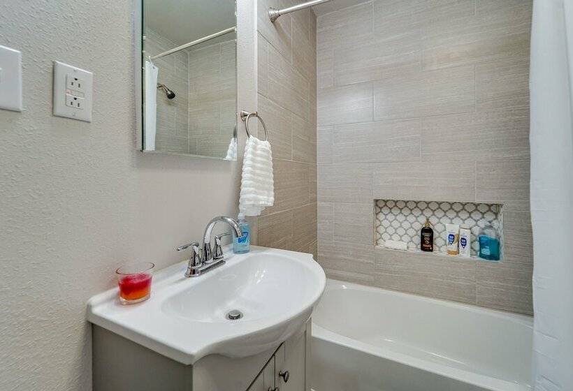 Pet Friendly North Texas Home W/ Spacious Yard!