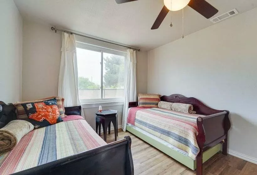 Pet Friendly North Texas Home W/ Spacious Yard!