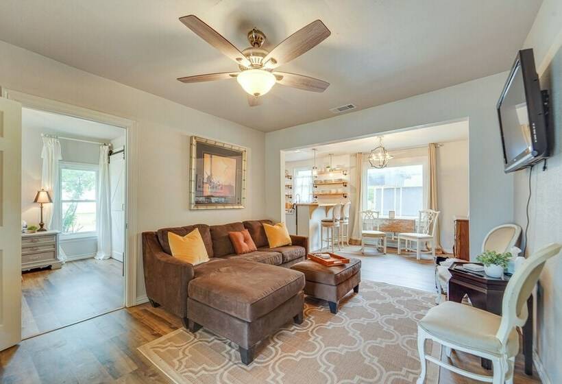 Pet Friendly North Texas Home W/ Spacious Yard!