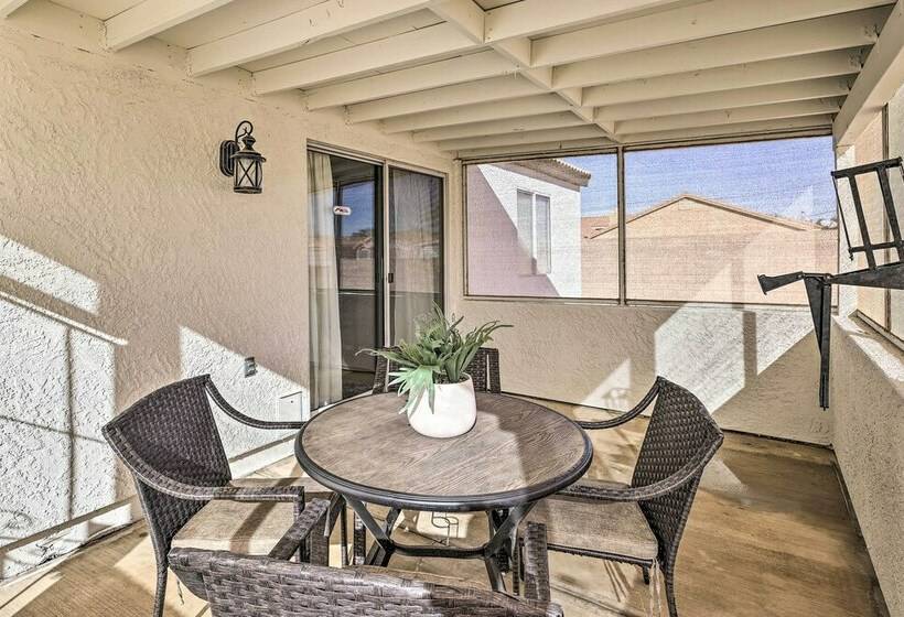 Quaint Bullhead City Home: Patio + Mtn Views!