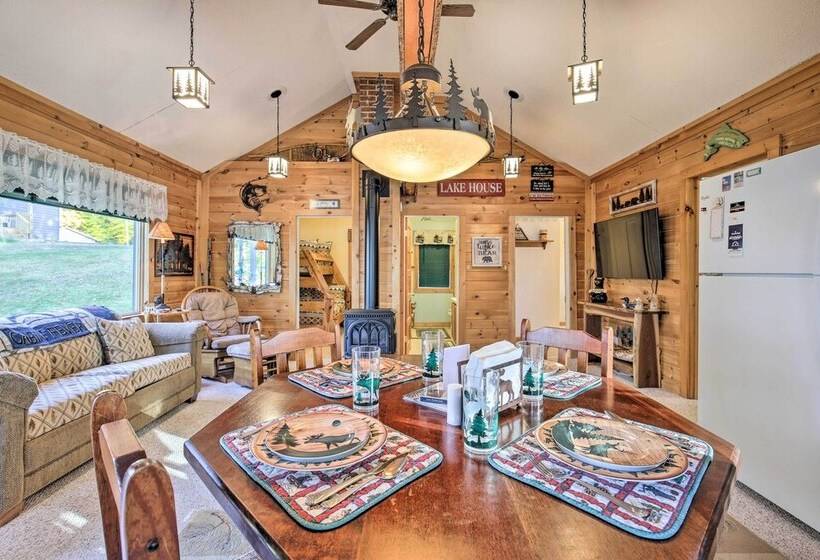 Quiet Lakefront Conover Cabin Near Atv Trails