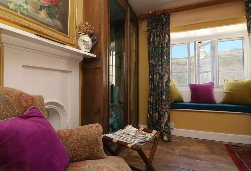 Quintessential B&b