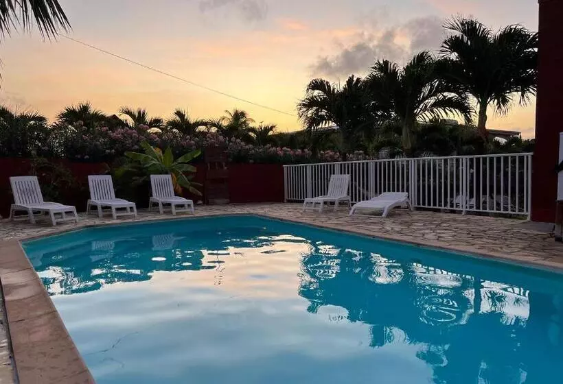 Residenssi Les Plages De Macabou