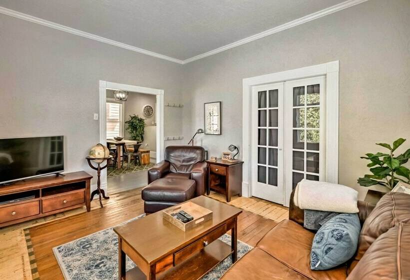 Ski Haven W/ Deck Access, Walk To Main St!