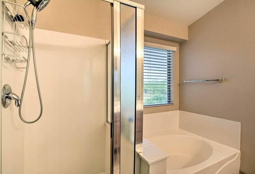 Sunny Phoenix Abode W/ Pool, Grill & Fire Pit