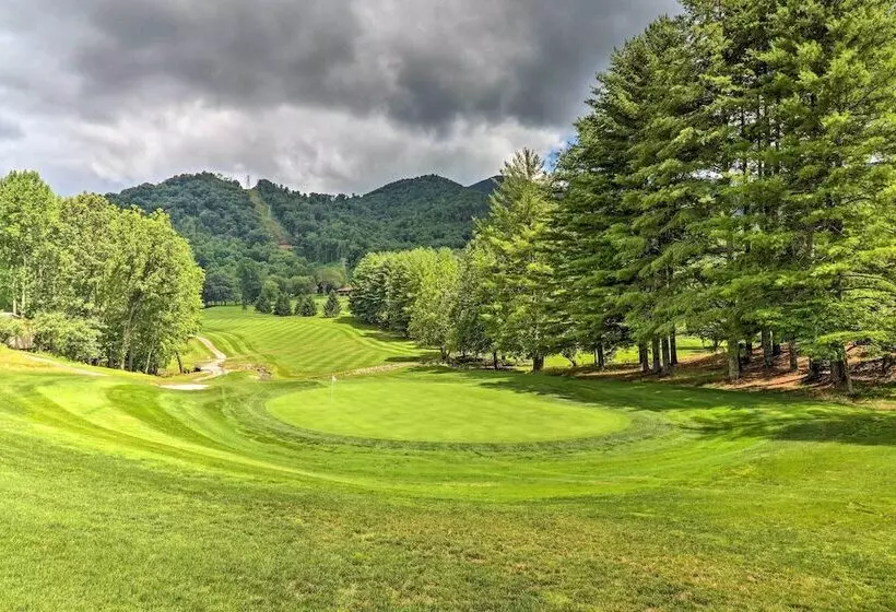 Tree Lined Cruso Cabin W/ Game Room & Mtn Views!