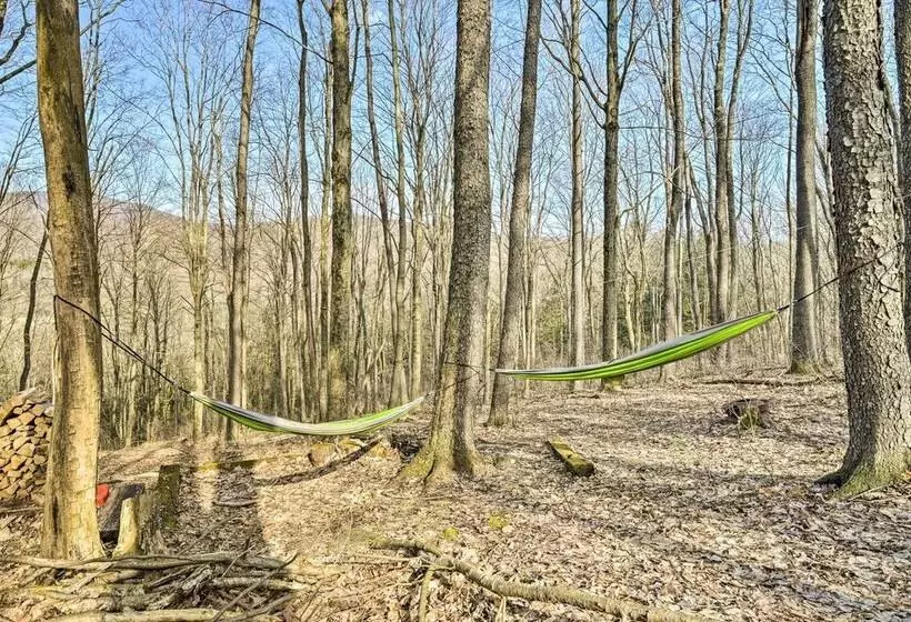 Unplugged Mountain Retreat With Porch Swings!